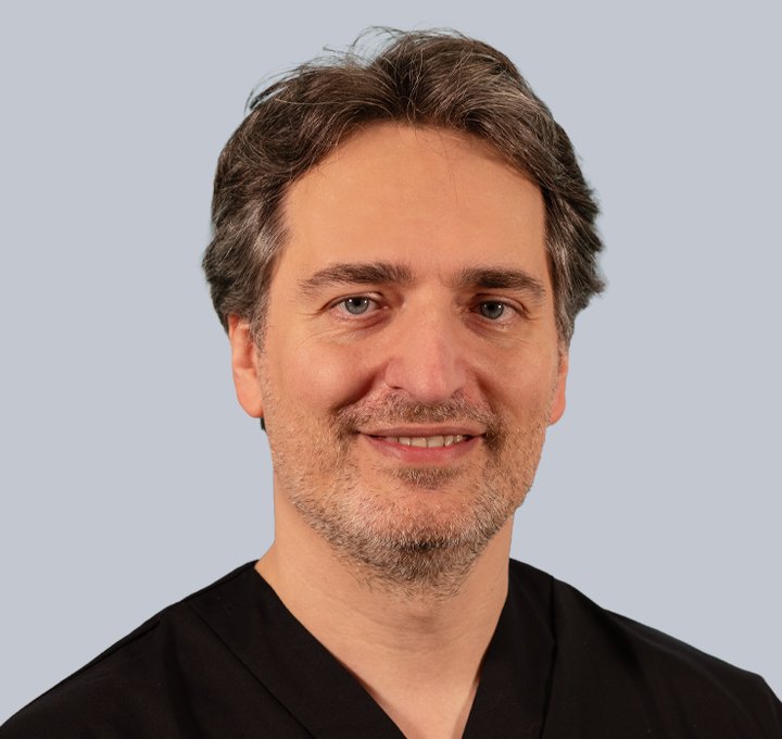 Dr. Rafael Kasina